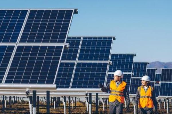 Fotovoltaisk sikringsmaterialeforskelle og sondringer